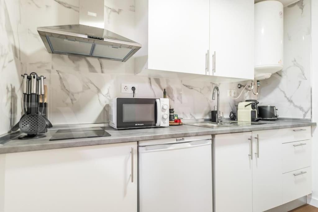 Apartamento With Private Patio By Rems
