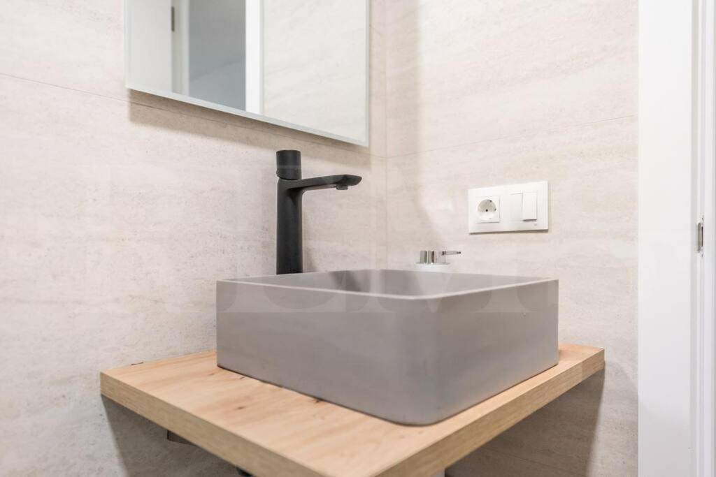 Apartamento With Private Patio By Rems *